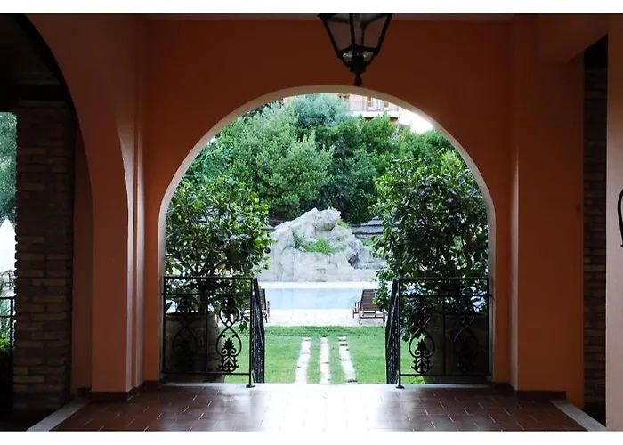 Corfu Club Standard 3 3* Danilia
